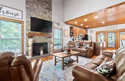 Chickamauga Lake House | Updated Cabin - Hiwassee Highlife