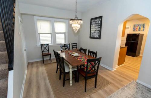 Pittsburgh House | Updated & Comfy Bungalow with Parking Easy Access