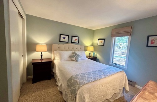 Grantham Condo | Updated Condo in Eastman!