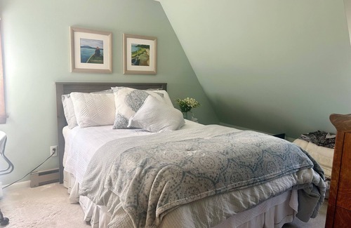 Grantham Condo | Updated Condo in Eastman!