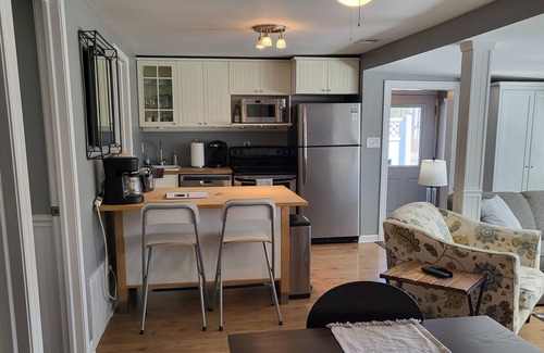 Gaylord House | Updated cottage in the perfect location