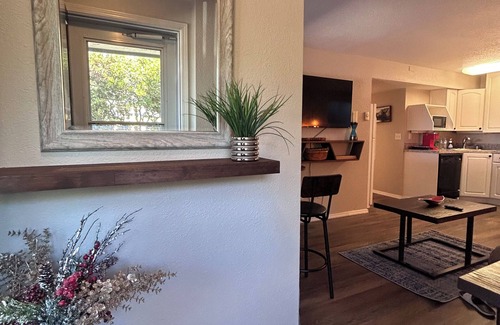 Northwest Olympia Apartment | Updated Daylight Basement Flat - Westside/Downtown Location-No Cleaning Fee