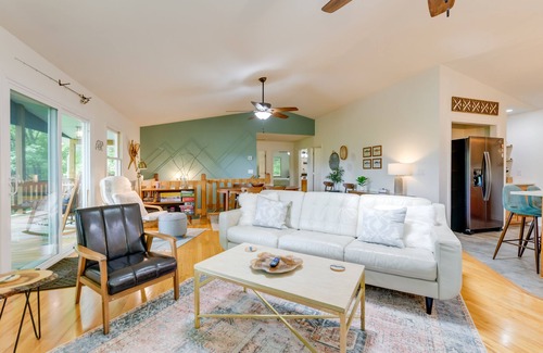 Mountain Springs House | Updated Home w/Private Hot Tub & Mtn Views!