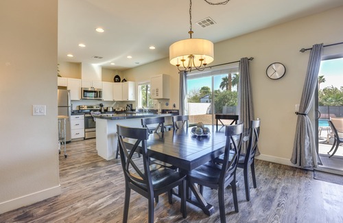 Las Vegas House | Updated Las Vegas House: Patio & Solar Heated Pool