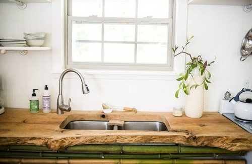 Saluda Cottage | Updated Mountain Cottage