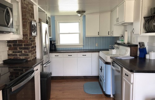 Weirs Beach House | Updated Quaint Cottage Steps to Weirs Beach Boardwalk, Eats & Fun!