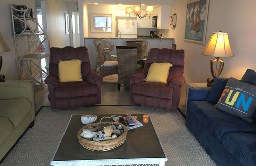 Topsail Beach Condo | Updated Queen's Grant Oceanfront Condo, Topsail Beach -Pool, Boat Access