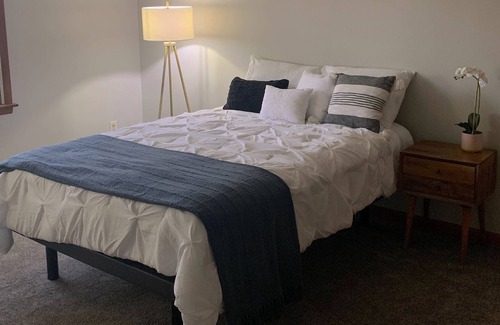 Hershey Apartment | Updated, quiet condo, close to Hershey Med & Hershey Park!
