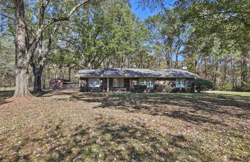 Royal House | Updated Royal Retreat on 5 Acres Hidden Creek