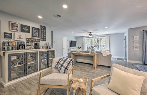 Royal Cottage | Updated Royal Retreat on 5 Acres: 'hidden Creek'