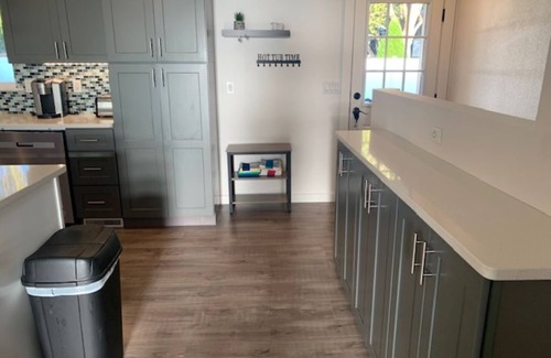 Spokane Valley House | Updated Spacious Home and Hot Tub