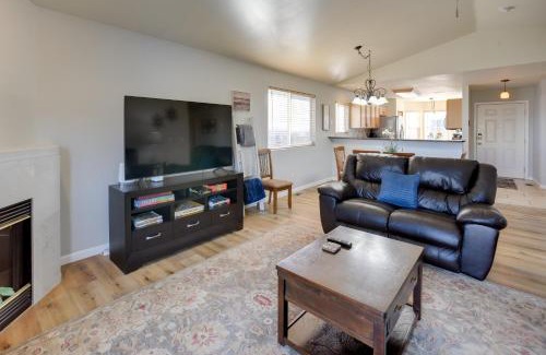Kissing Camels House | Updated Springs Home - 3 Mi to Garden of the Gods!