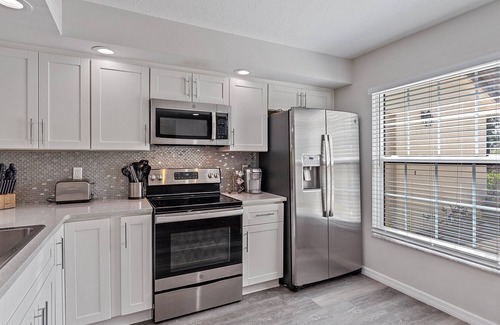 The Meadows Condo | Updated, The Meadows, 1st Floor, Golf, Pool & Clubhouse