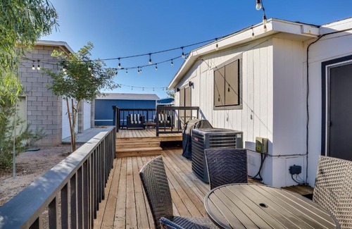 Topock House | Updated Topock Home with Deck and Fire Pit!