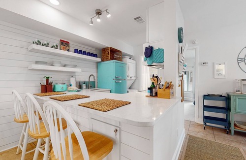 Ocean Ridge Condo | Updated villa with golf course views and serene surroundings