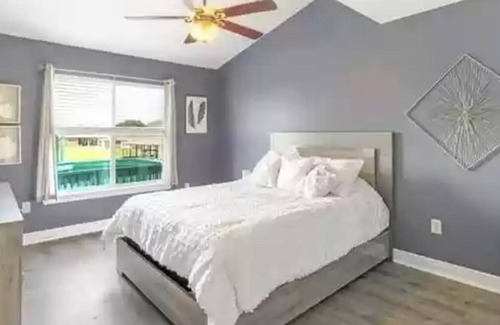 Slidell House | Updated Waterfront Townhome. Fish, Shrimp, boating! Beautiful views!