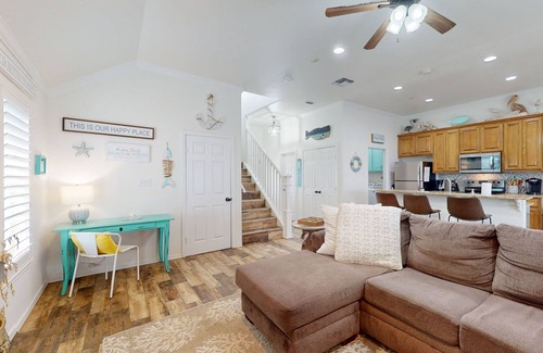 Bella Vista House | Updated waterfront home minutes to beach with patio & deck views - dog-friendly