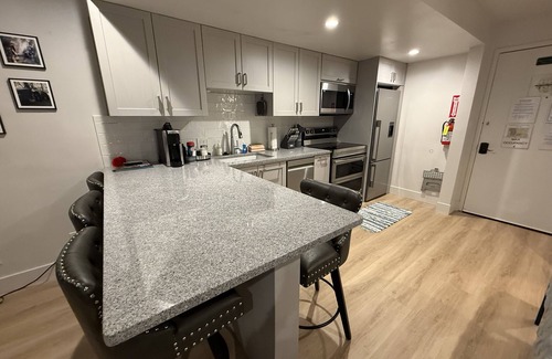 Yosemite National Park Apartment | Upgraded studio with deck & fireplace - near Yosemite Valley & Badger Pass