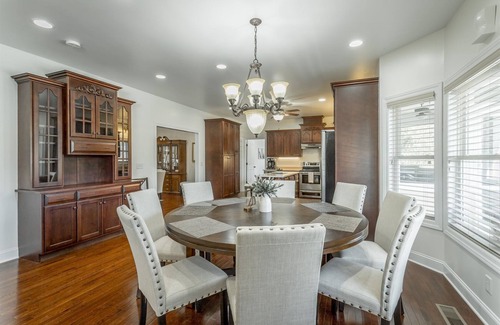Chattanooga House | Upper and Lower Cove | Large Main Home on the Tennessee River! | 4 Bed, 3.5 Bath