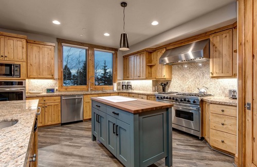 Deer Valley House | Upper Deer Valley Luxury w/Hot Tub