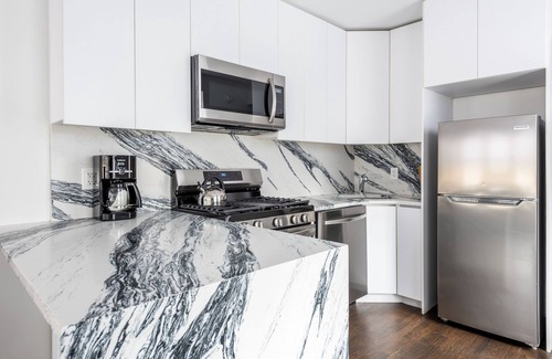 Upper East Side Apartment | Upper East Side Two Bedroom in Great Location