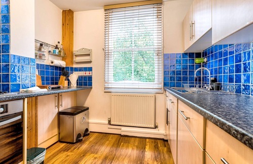 Oxford City Centre House | Upper Fisher Row | Oxford Holiday Let | 3 Beds & Sleeps 5