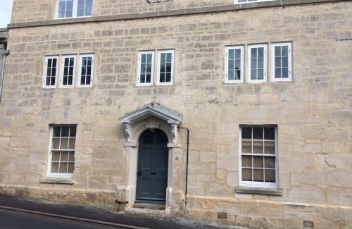 Painswick Apartment | Upper Flat, The Manse, Painswick