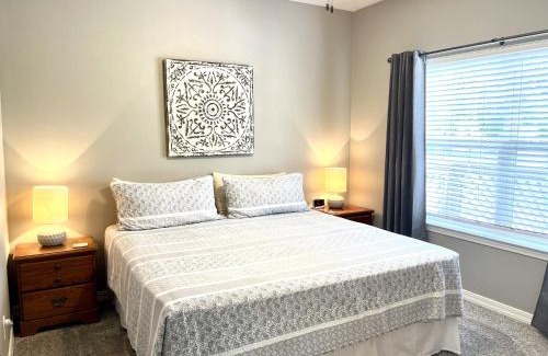 Hollister Apartment | Upper Level Condo A-9
