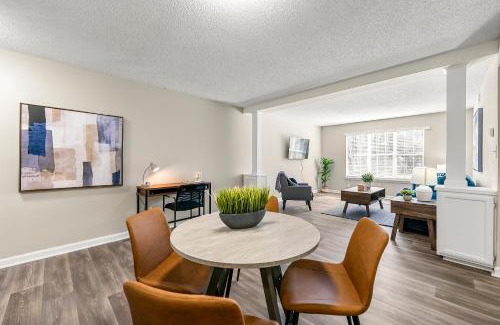 Atlanta Apartment | Upper Westside 2br Free Parking & Wi-fi
