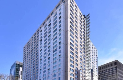 East Cambridge Apartment | Upscale 1BR Apartment | Kitchen |Washer in-unit | Cambridge | by GLS
