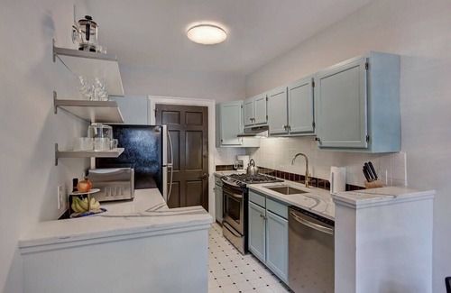 Charlotte Condo | Upscale 1BR King Condo | Elizabeth -Plaza Midwood