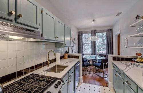 Charlotte Condo | Upscale 1BR King Condo | Elizabeth -Plaza Midwood