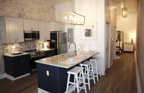 Columbia Apartment | Upscale Apartment in the Heart of Downtown Columbia!