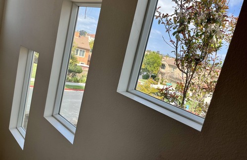 North City House | Upscale Beautiful Home in Prime Location Near all! Carmel Valley/RSF/Del Mar