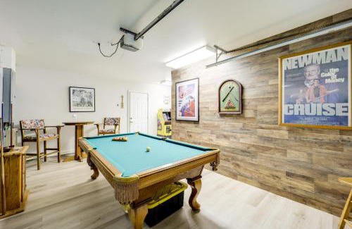 Newland House | Upscale Blue Ridge Mtns Escape Great for Groups!