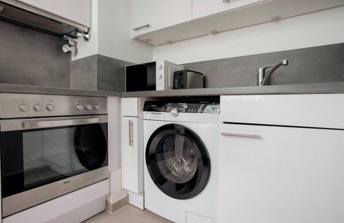 West Berlin Centre Apartment | Upscale Charlottenburg 1BR, Fully Furnished & Equipped, by Blueground