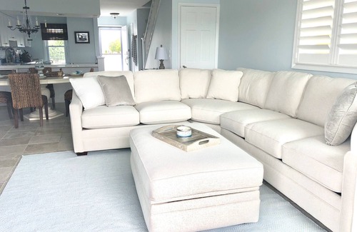 Ocean City House | Upscale Clean Bayfront Townhouse with 4 Balconies, 14th Street