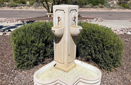 Fountain Hills Apartment | Upscale, Cozy Casita - Golfing, Casino, Saguaro Lake, short walk to Restaurants