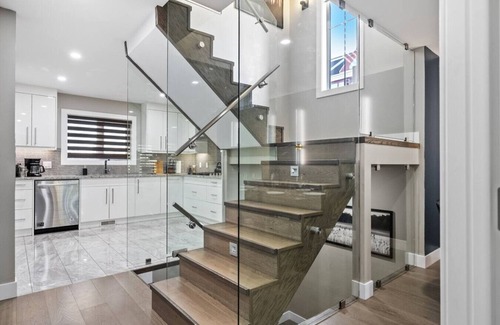 Lower Mount Royal House | *Upscale Downtown Home on 17 Ave | 2 King Rooms*