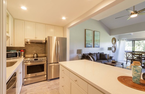 Kahuku Condo | Upscale Executive Retreat-Newly Renovated and Air Conditioning!