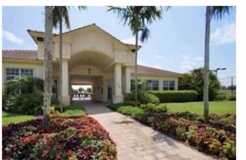 Bonita Springs Condo | Upscale gated community with a beautiful Floridan aesthetic!