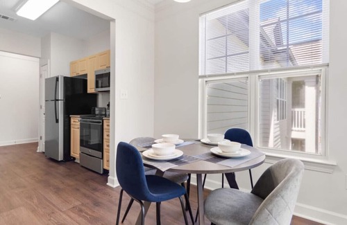 Southwest Raleigh Apartment | Upscale King 3 Bed Suite—Mins to Downtown Raleigh!