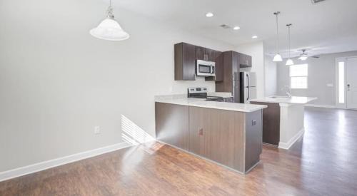 Pineville House | Upscale King 3BR Townhouse in Pineville