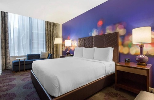 Streeterville Hotel | Upscale Living, Deluxe King, The Chicago Hotel Collection Magnificent Mile