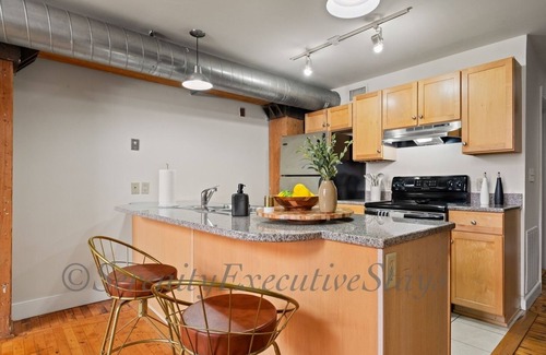 Church Hill Apartment | Upscale Loft for Long-Term Stays Close to VCU, Hospitals, Downtown