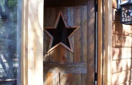 Wimberley Cabin | Upscale Luxury Cabin! Has it all Hot tub, Fireplace, Gorgeous Views!