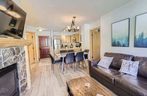 East Village at Copper Condo | Upscale Luxury-Next to Slopes/Golf, View, Hottub
