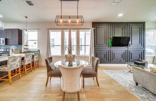 Mahncke Park Condo | Upscale San Antonio Condo w/Rooftop Patio
