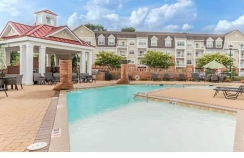 Norfolk Apartment | Upscale Stay in Norfolk