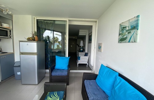 Pointe de la verdure Apartment | Upscale studio, Le Gosier, Guadeloupe: La Vieille Tour, view and sea access